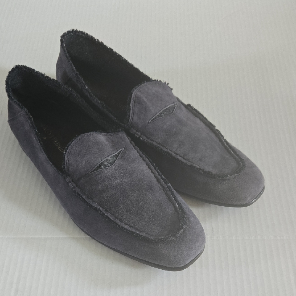 DONALD J PLINER SLIP ON LOAFERS